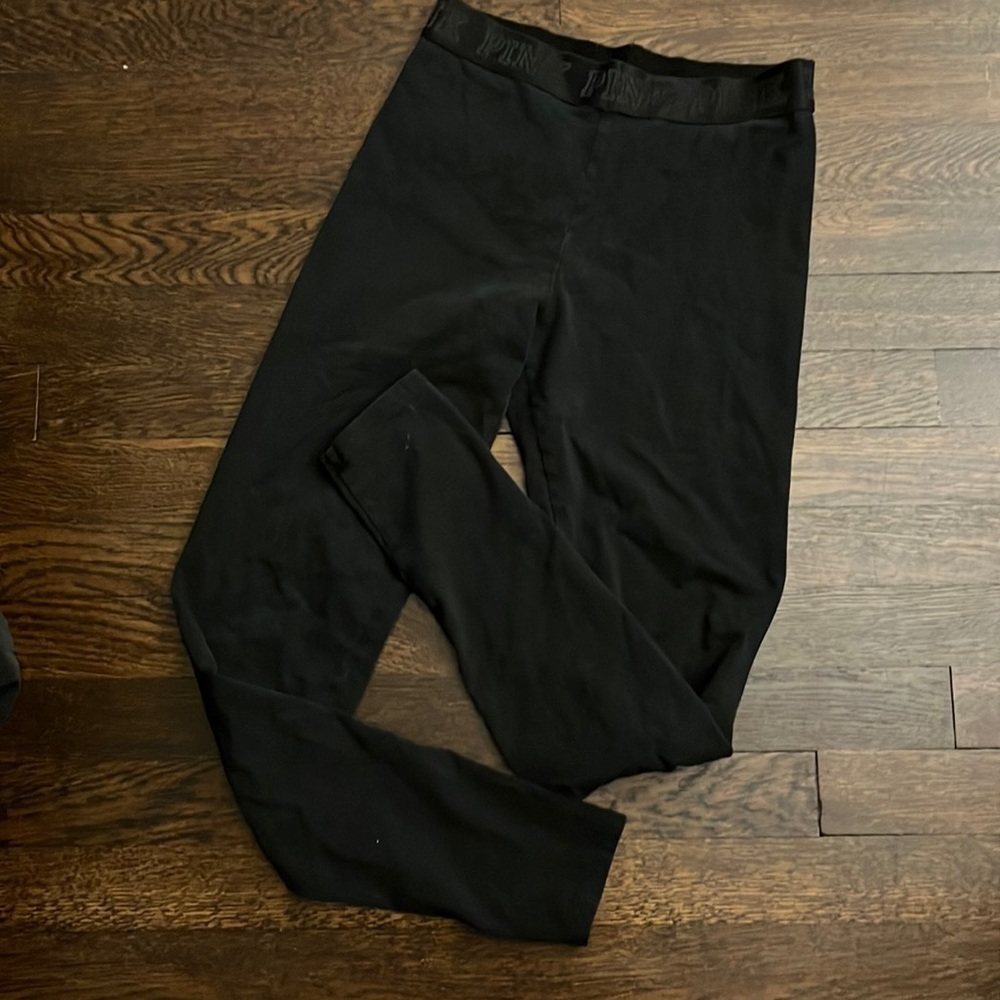 PINK Victoria’s Secret black leggings